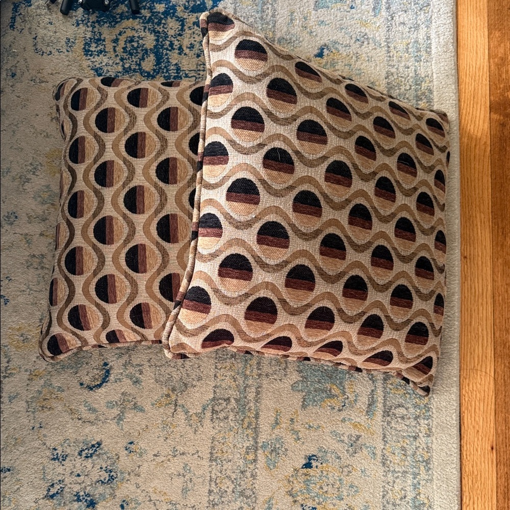 Geometric Patterned Throw Pillows